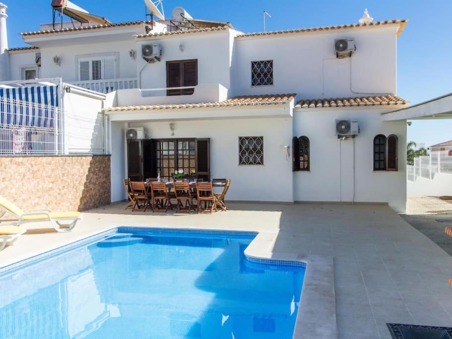 Villa Dogueno- Privat Pool & Privacy & Albufeira Center Kültér fotó