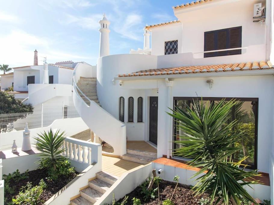 Villa Dogueno- Privat Pool & Privacy & Albufeira Center Kültér fotó